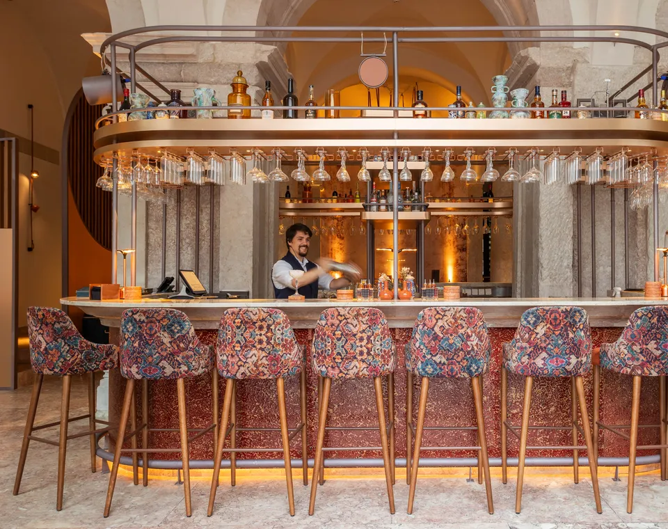 Capítulo Restaurante & Bar Capítulo Restaurante & Bar